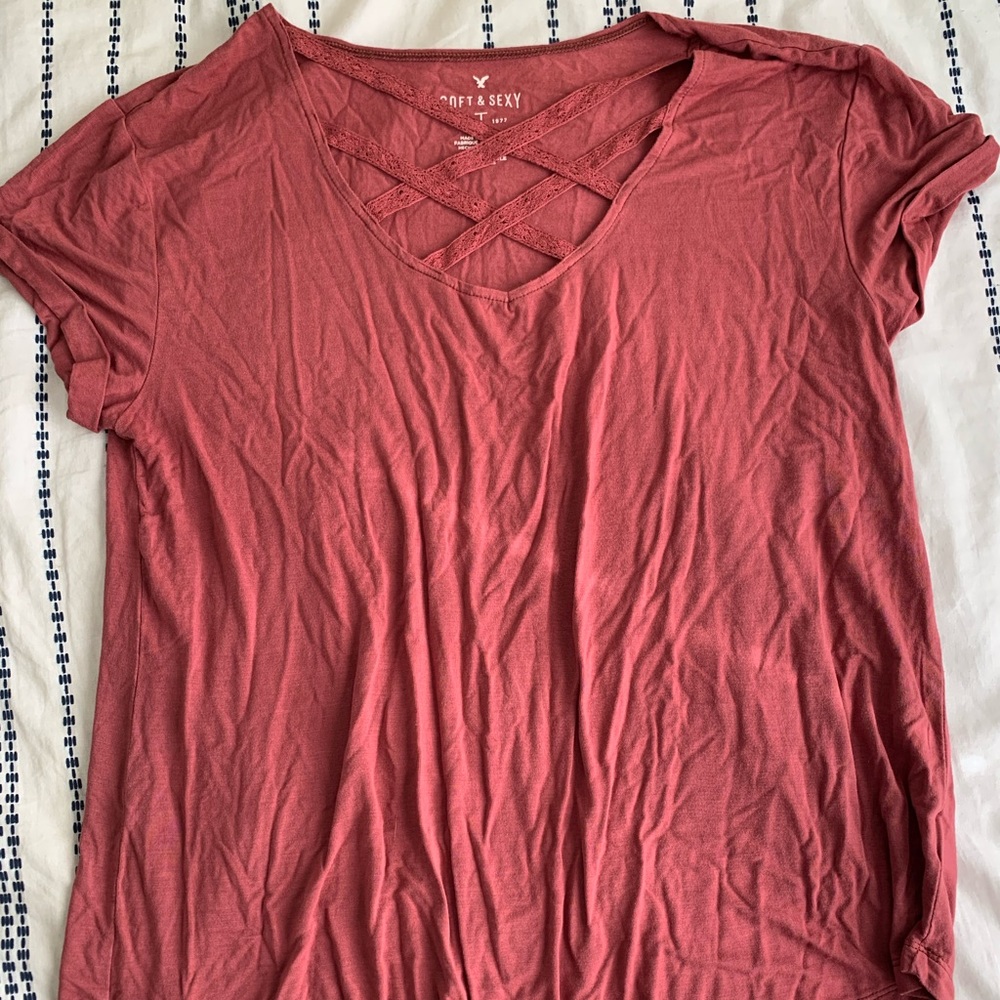 American Eagle Tee 🍑